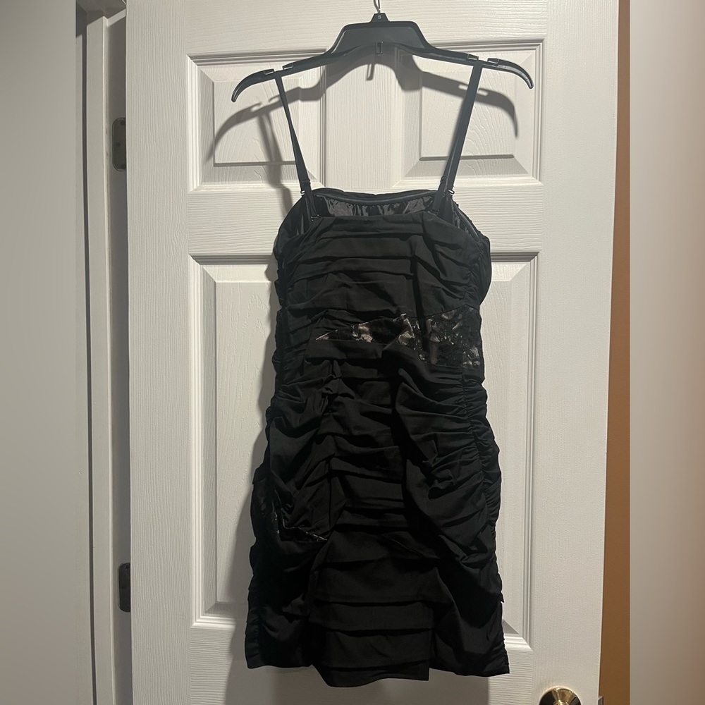 Express Dress - Picture 2 of 5